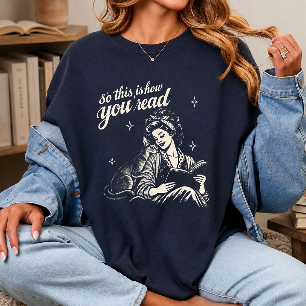 How You Read Abyssinian Printed T-Shirt | Cat Lover Reader Gift Navy