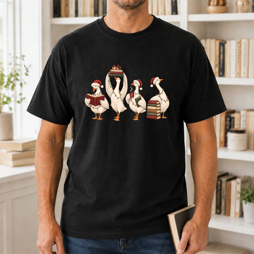 Goose Christmas Reading Printed T-Shirt | Christmas Reader Gift Black