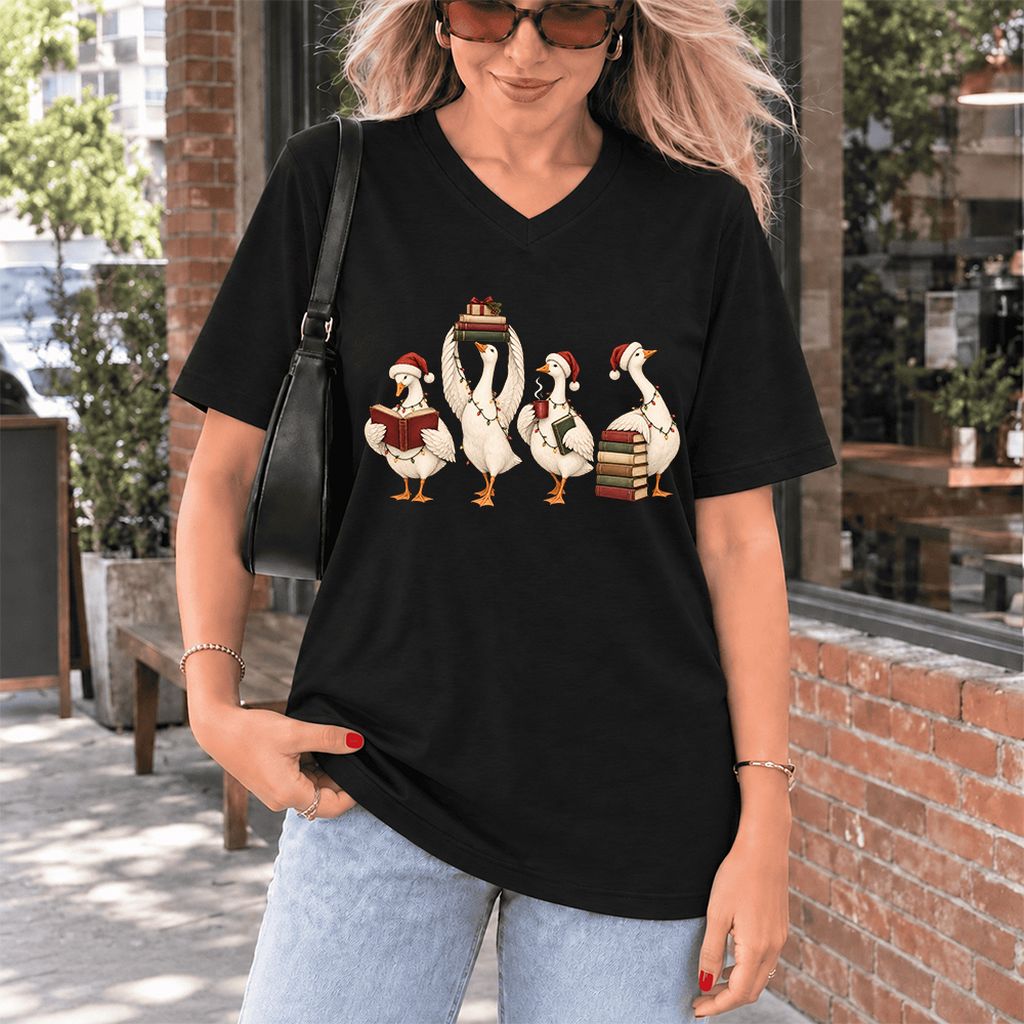 Goose Christmas Reading Ultra-Soft V-Neck | Christmas Reader Gift Black