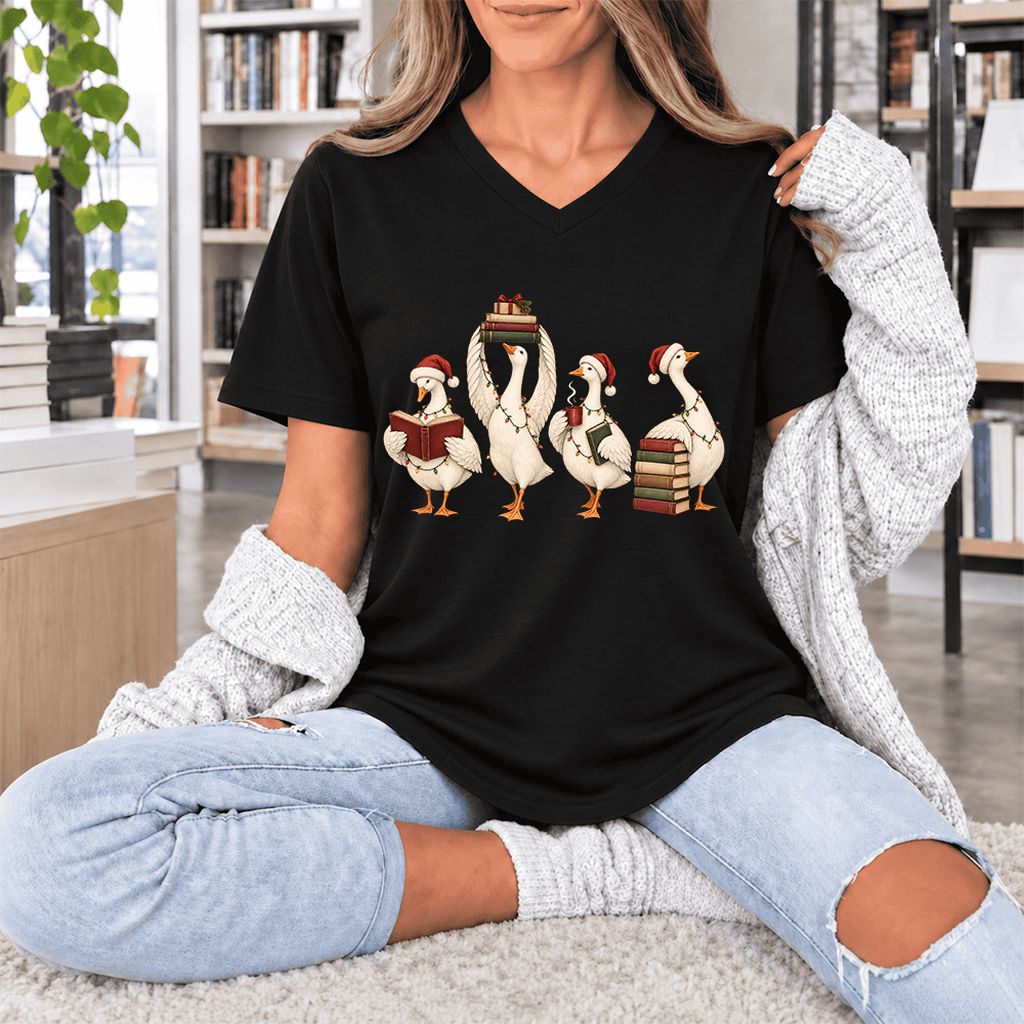 Goose Christmas Reading Ultra-Soft V-Neck | Christmas Reader Gift Black
