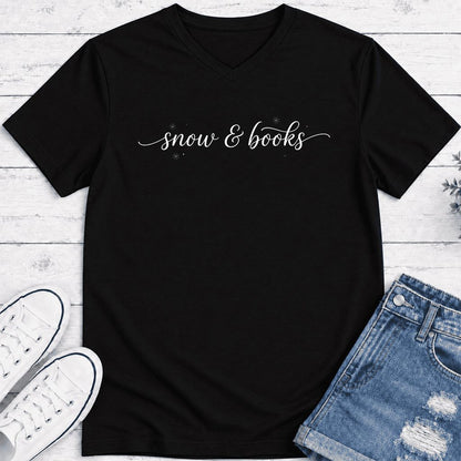 Snow & Books Ultra-Soft V-Neck | Christmas Reader Gift Black