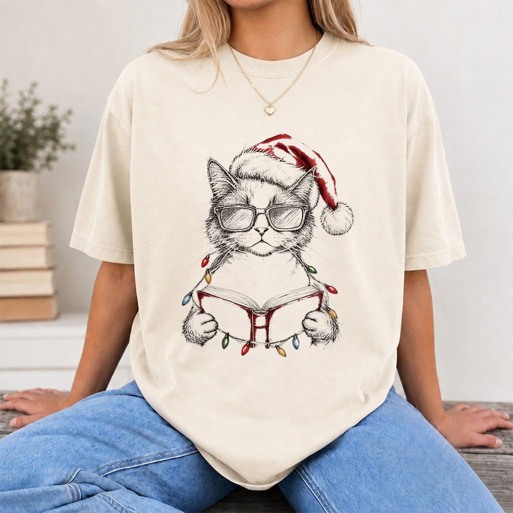 Cat Wearing Christmas Hat Printed T-Shirt | Cat Lover Reader Gift Natural