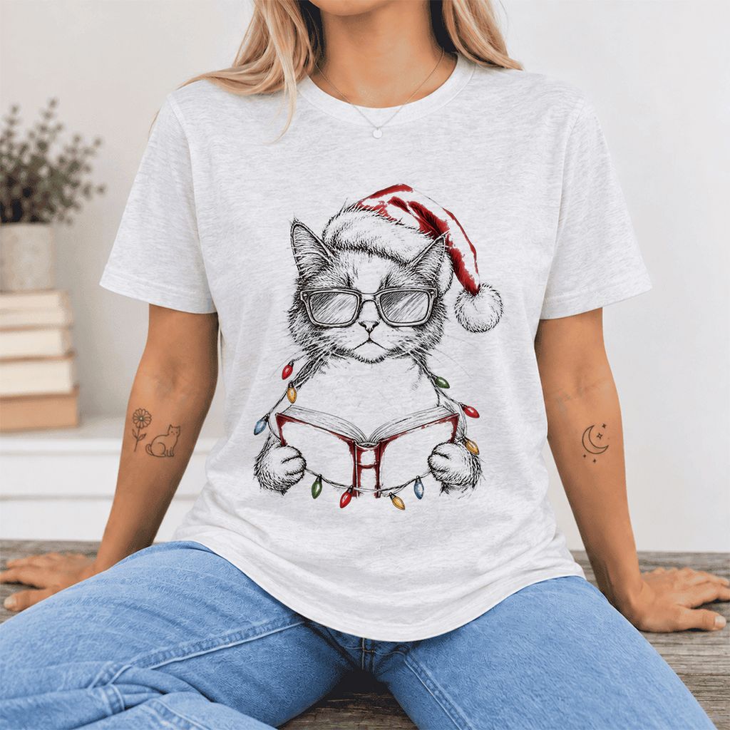 Cat Wearing Christmas Hat Ultra-Soft Cotton T-Shirt | Cat Lover Reader Gift Ash