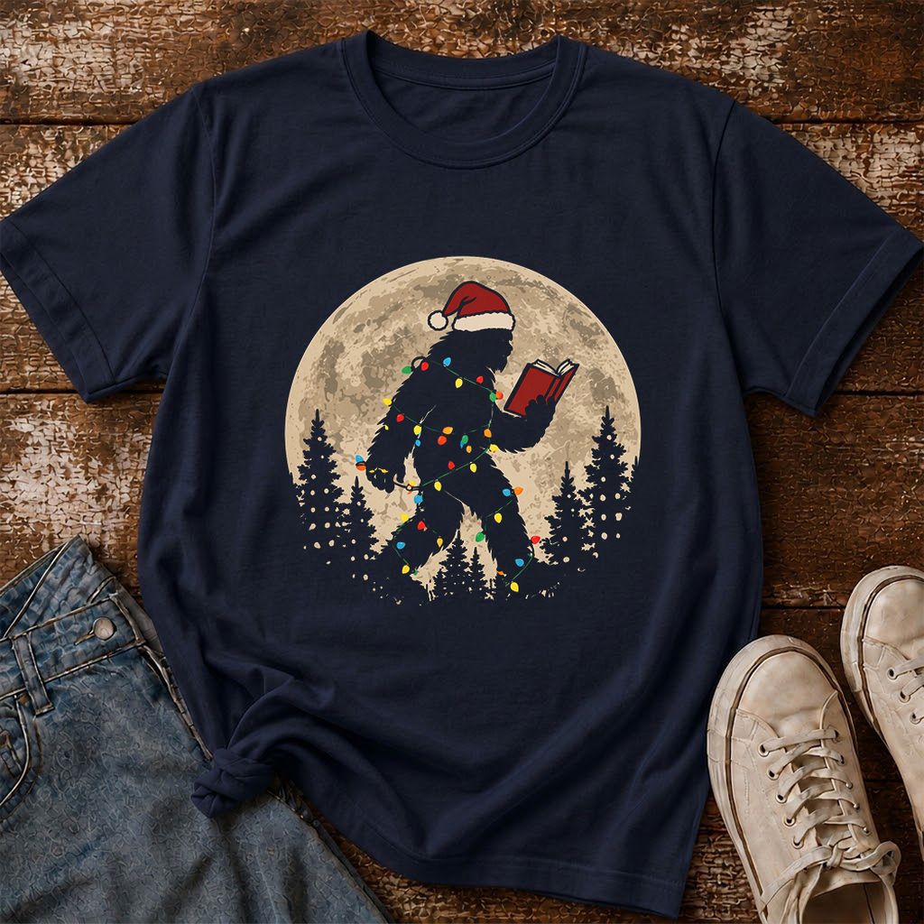 Big Foot Wearing Christmas Hat Printed T-Shirt | Christmas Reader Gift Navy