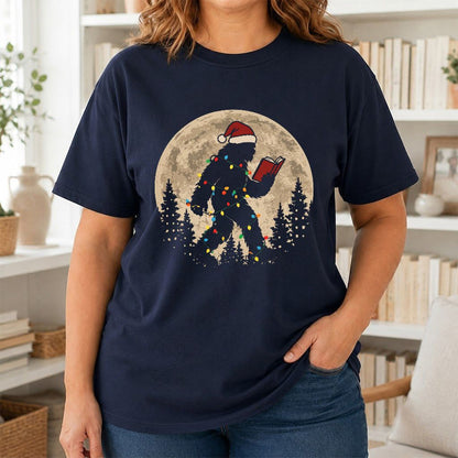 Big Foot Wearing Christmas Hat Printed T-Shirt | Christmas Reader Gift Navy