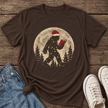 Big Foot Wearing Christmas Hat Ultra-Soft Cotton T-Shirt | Christmas Reader Gift Brown