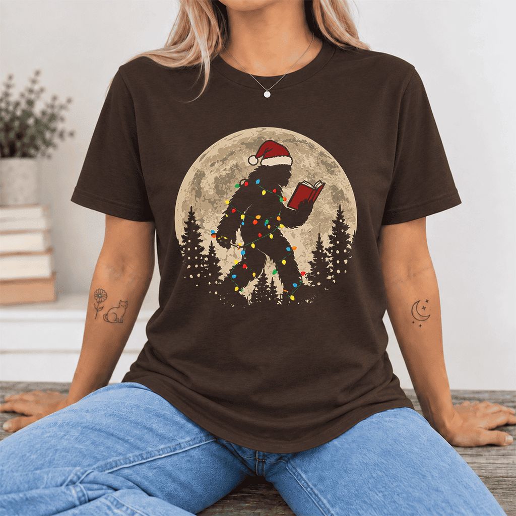 Big Foot Wearing Christmas Hat Ultra-Soft Cotton T-Shirt | Christmas Reader Gift Brown