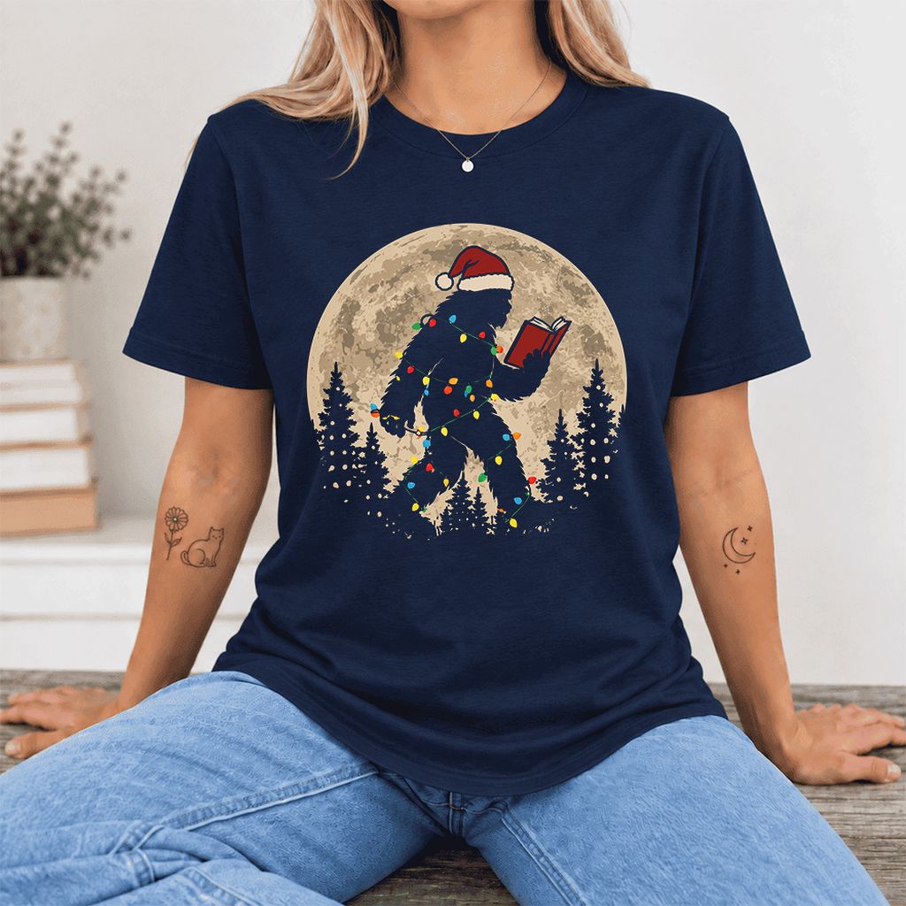 Big Foot Wearing Christmas Hat Ultra-Soft Cotton T-Shirt | Christmas Reader Gift Navy