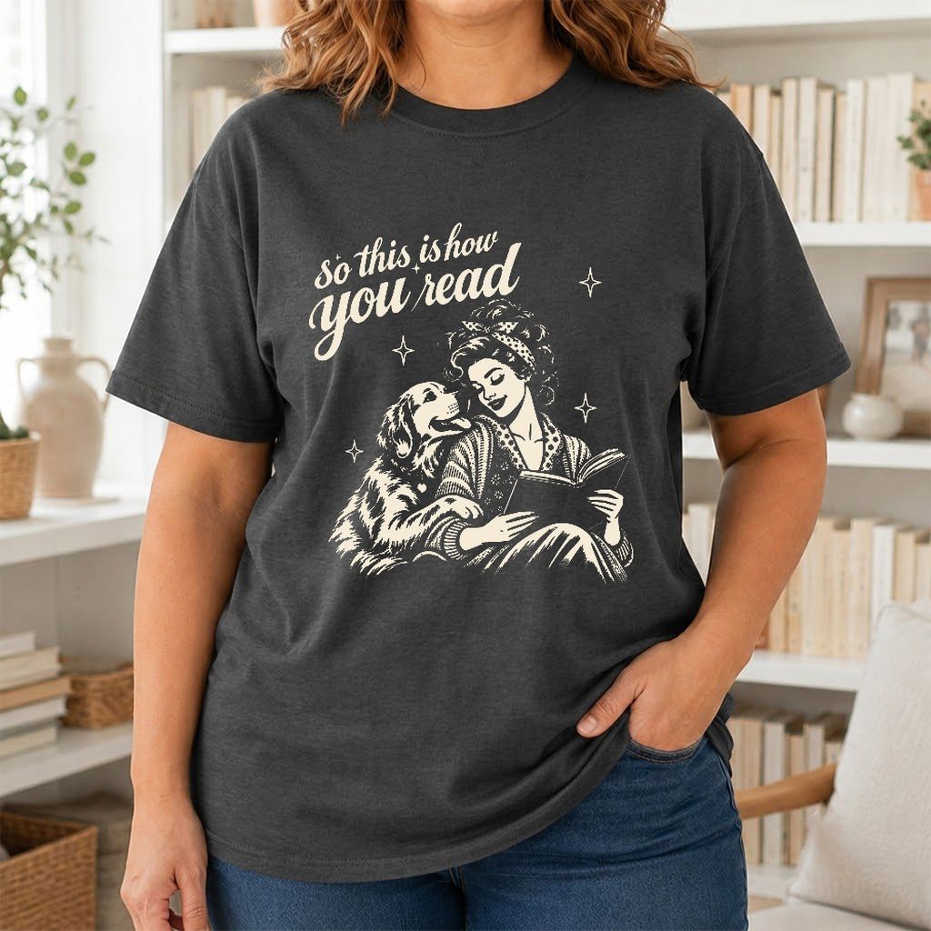 How You Read Golden Retriever Printed T-Shirt | Dog Lover Reader Gift Dark Heather