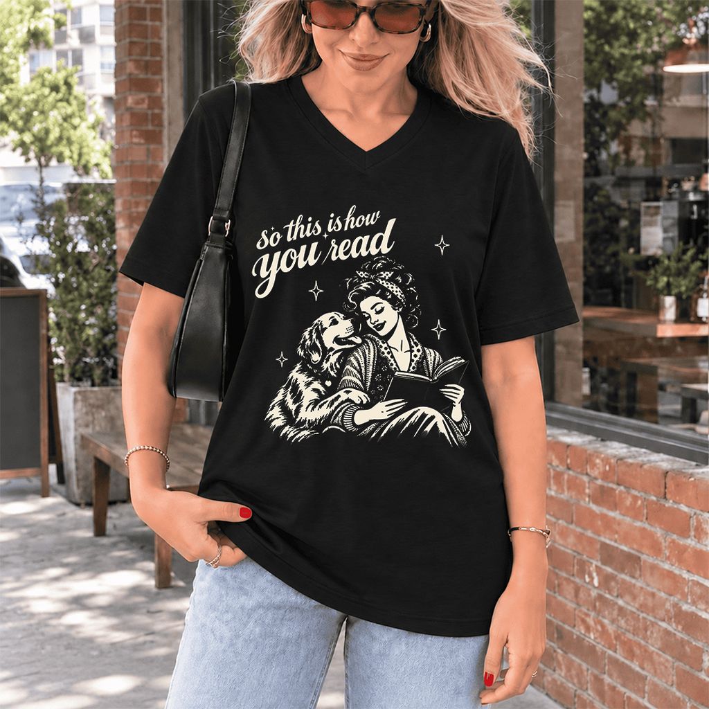 How You Read Golden Retriever Ultra-Soft V-Neck | Dog Lover Reader Gift Black