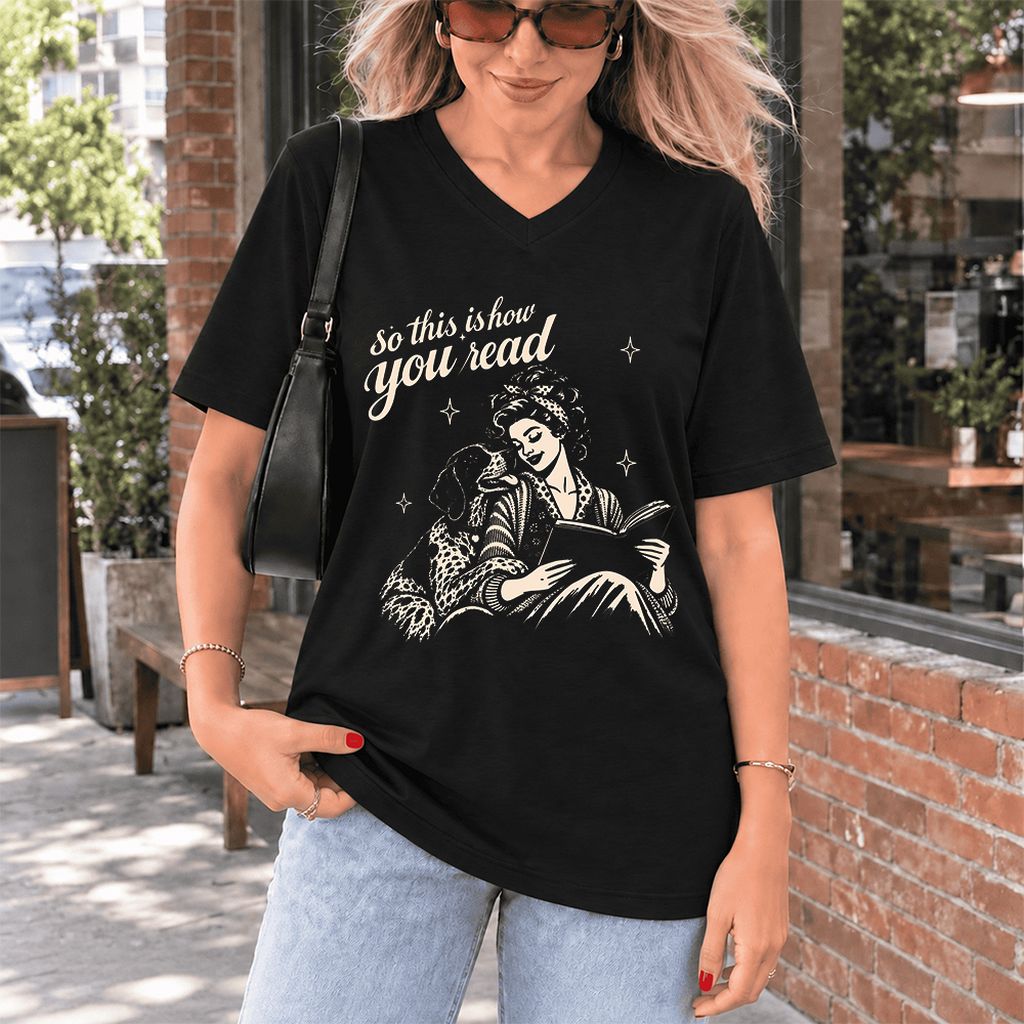 How You Read German Shorthaired Pointer Ultra-Soft V-Neck | Reader Gift Black