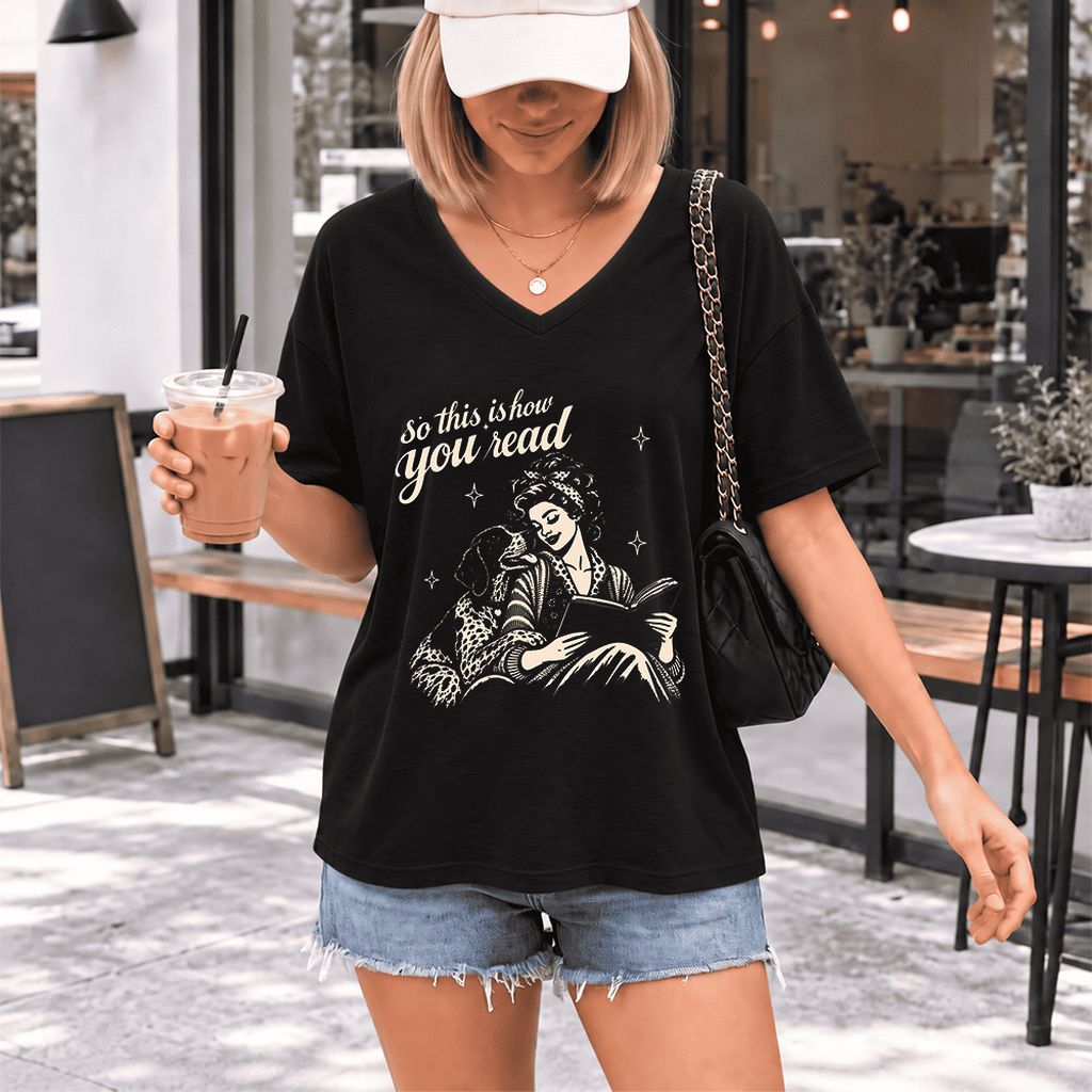 How You Read German Shorthaired Pointer Ultra-Soft V-Neck | Reader Gift Black