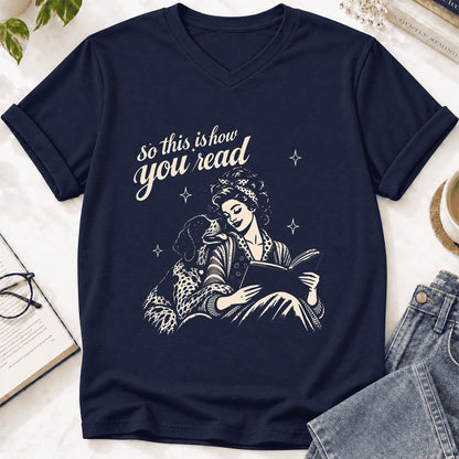 How You Read German Shorthaired Pointer Ultra-Soft V-Neck | Reader Gift Navy