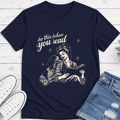 How You Read German Shorthaired Pointer Ultra-Soft V-Neck | Reader Gift Navy
