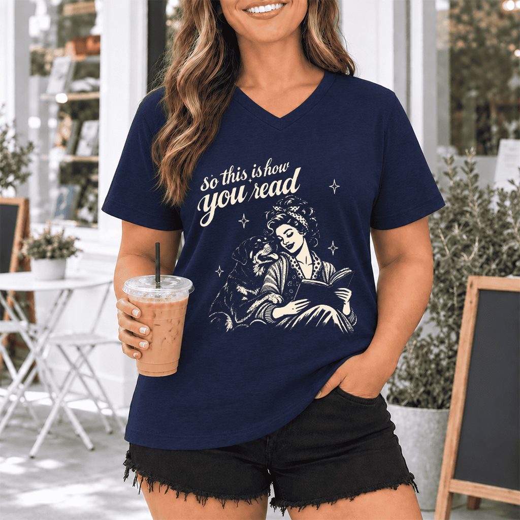 How You Read Rottweiler Ultra-Soft V-Neck | Dog Lover Reader Gift Navy