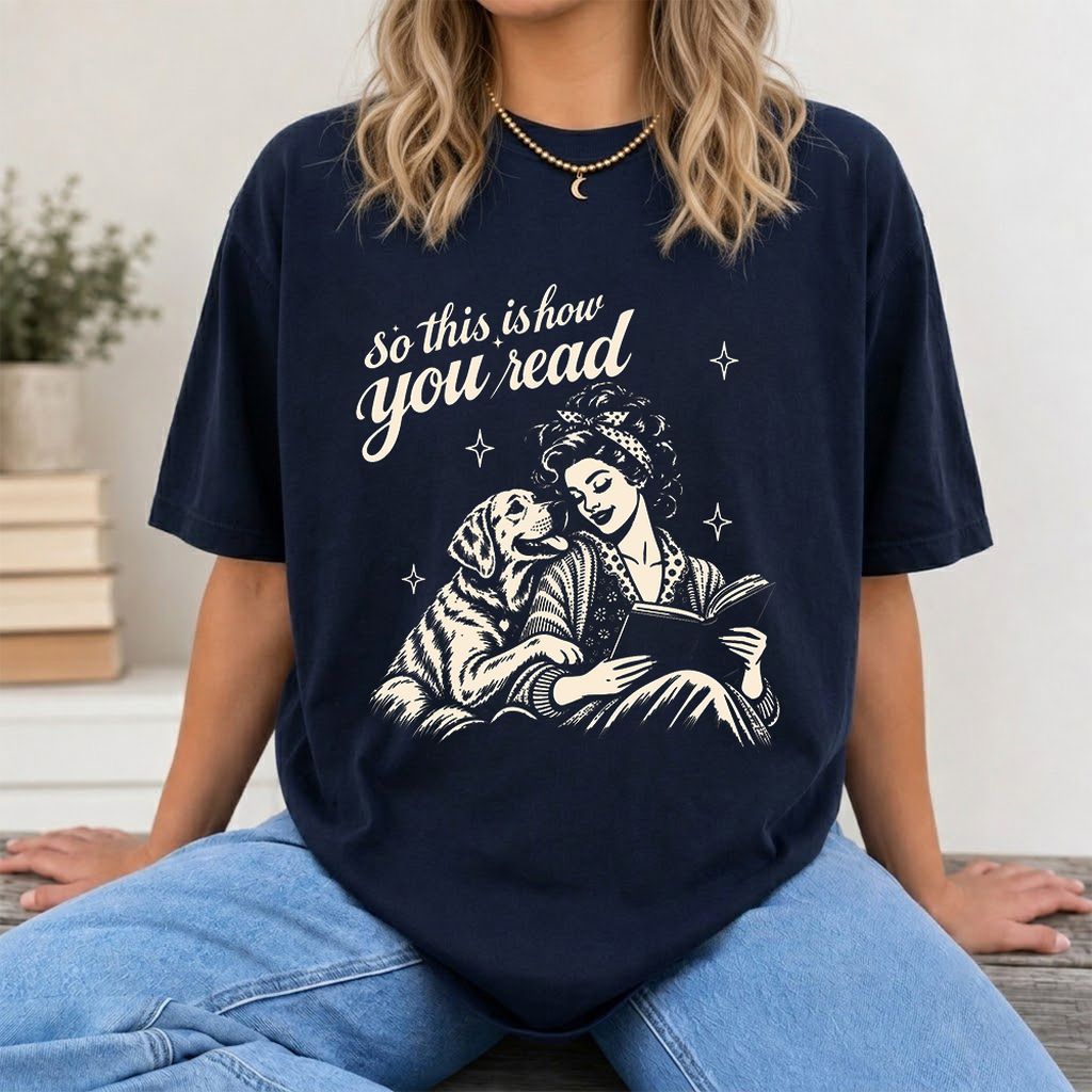 How You Read Labrador Retriever Printed T-Shirt | Reader Gift Navy