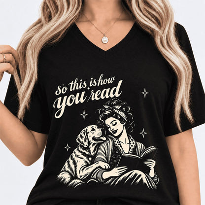 How You Read Labrador Retriever Ultra-Soft V-Neck | Reader Gift Black