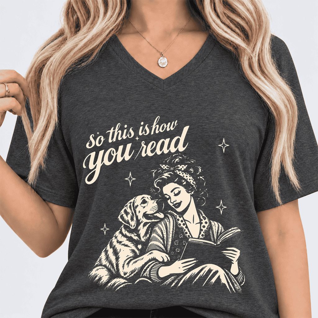 How You Read Labrador Retriever Ultra-Soft V-Neck | Reader Gift Dark Grey Heather