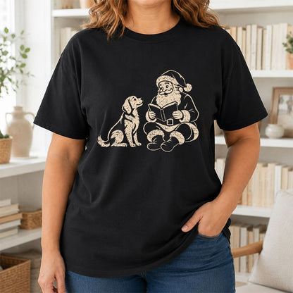 Golden Retriever And Santa Reading Printed T-Shirt | Christmas Reader Gift Black