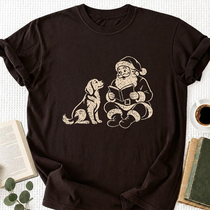 Golden Retriever And Santa Reading Printed T-Shirt | Christmas Reader Gift Dark Chocolate