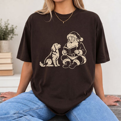 Golden Retriever And Santa Reading Printed T-Shirt | Christmas Reader Gift Dark Chocolate