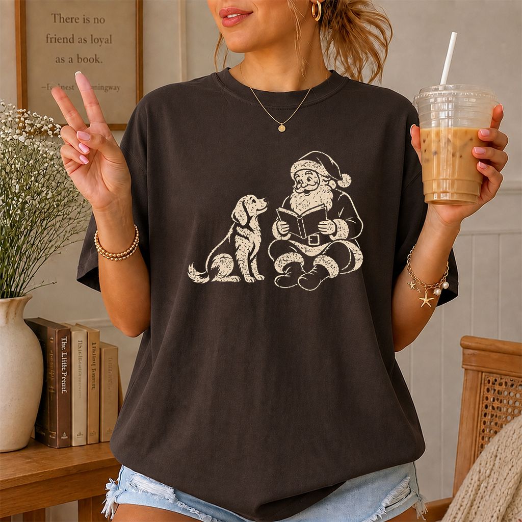 Golden Retriever And Santa Reading Printed T-Shirt | Christmas Reader Gift Dark Chocolate