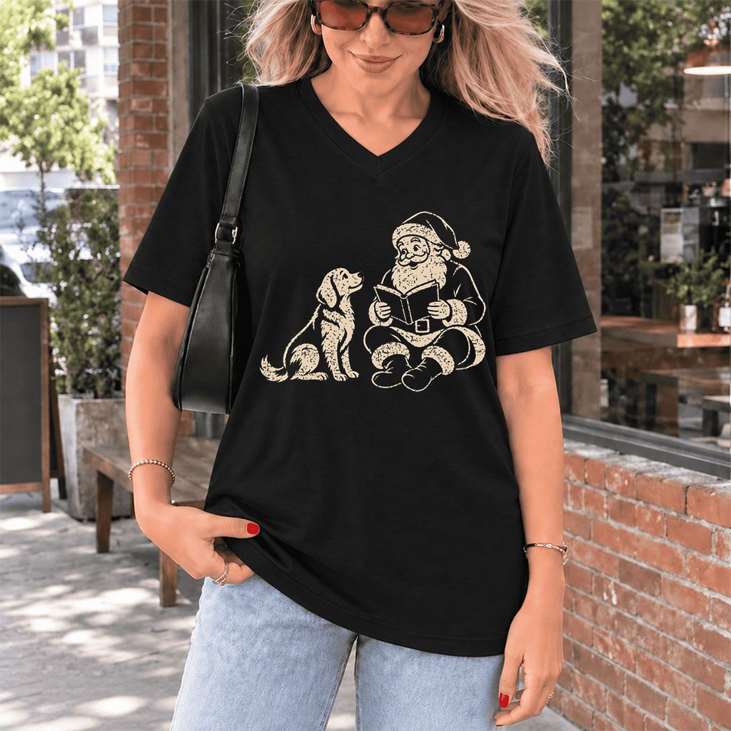 Golden Retriever And Santa Reading Ultra-Soft V-Neck | Christmas Reader Gift Black