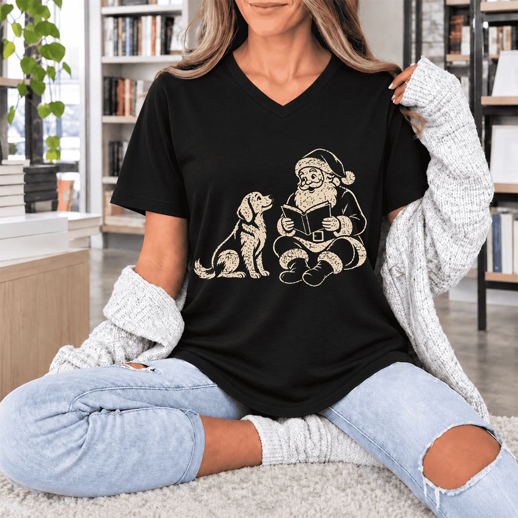Golden Retriever And Santa Reading Ultra-Soft V-Neck | Christmas Reader Gift Black