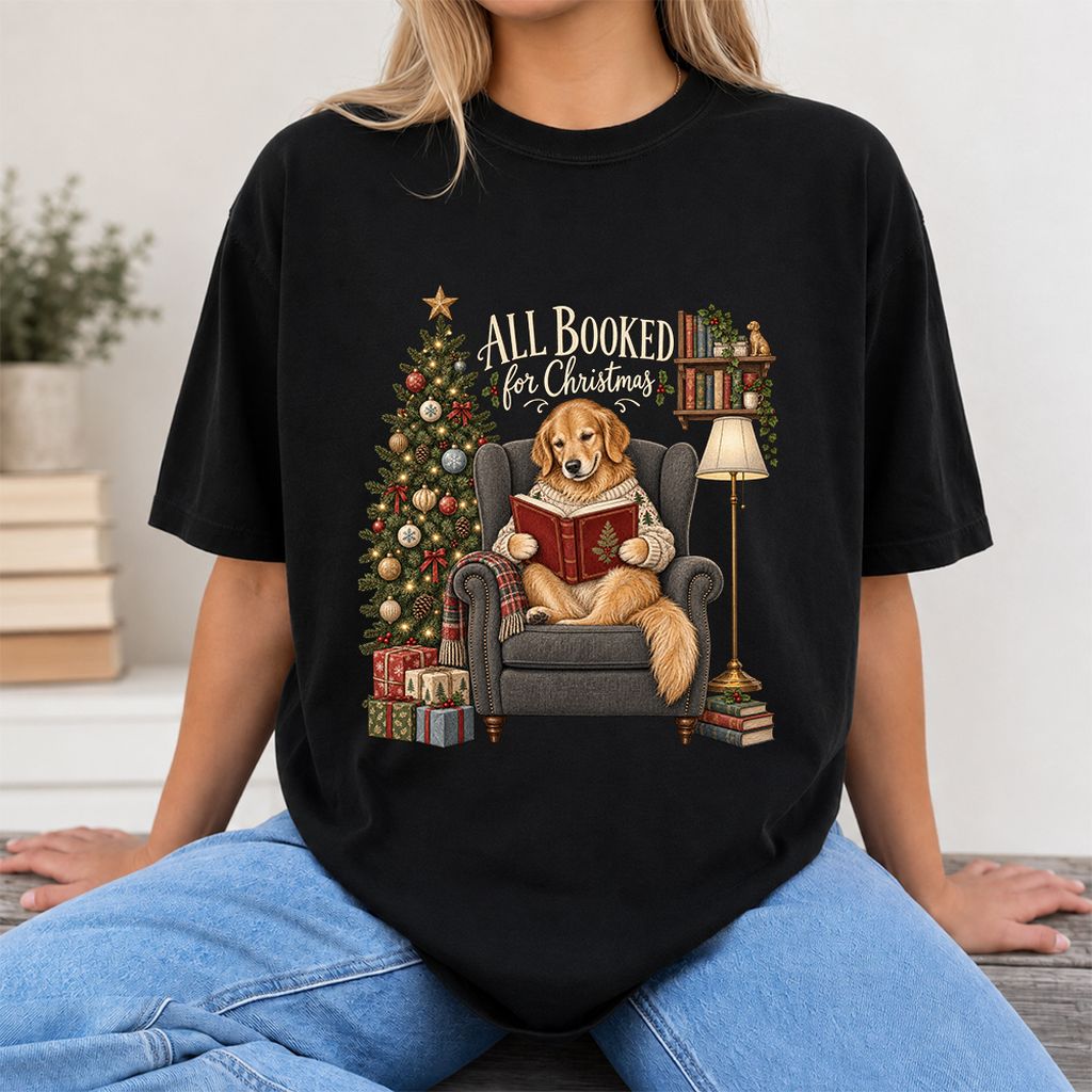 All Booked For Christmas Golden Retriever Printed T-Shirt | Reader Gift Black
