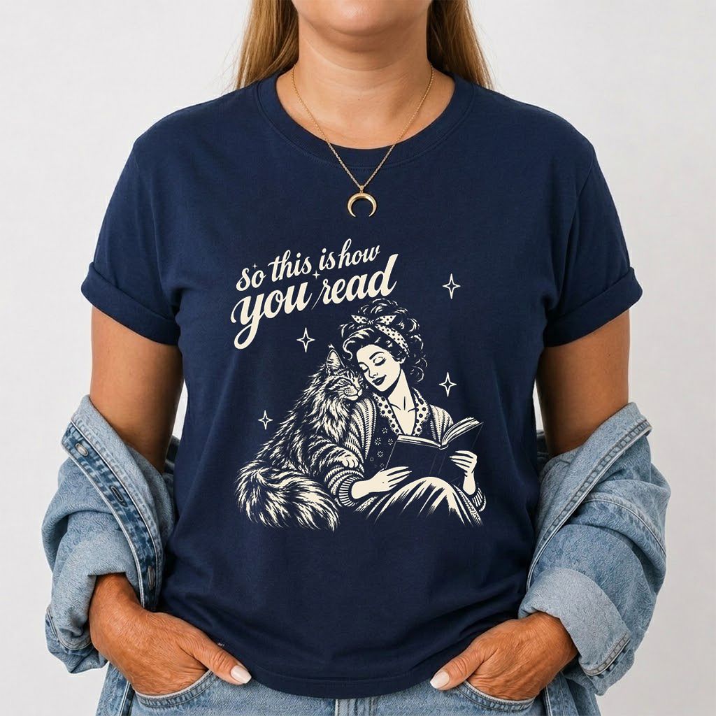 How You Read Printed Maine Coon Sweatshirt | Cat Lover Reader Gift Navy