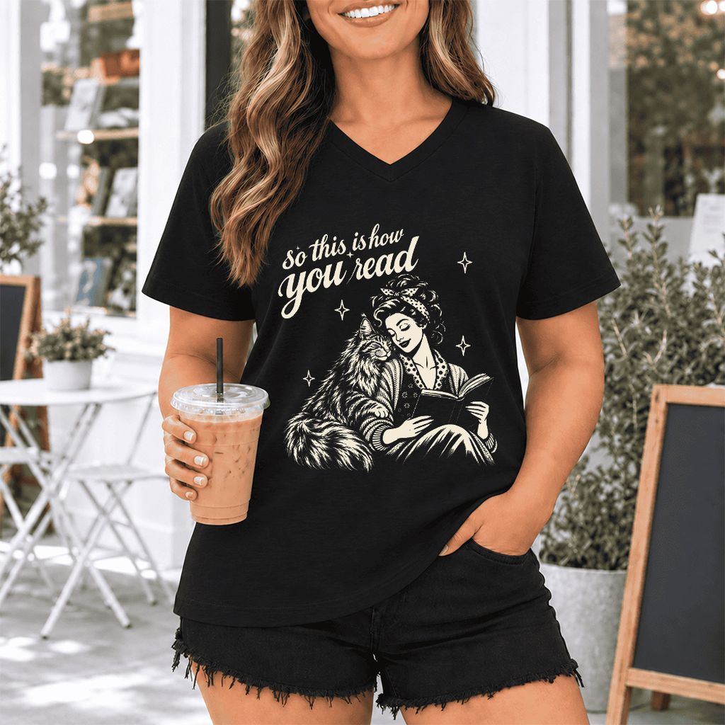 How You Read Printed Maine Coon Sweatshirt | Cat Lover Reader Gift Black