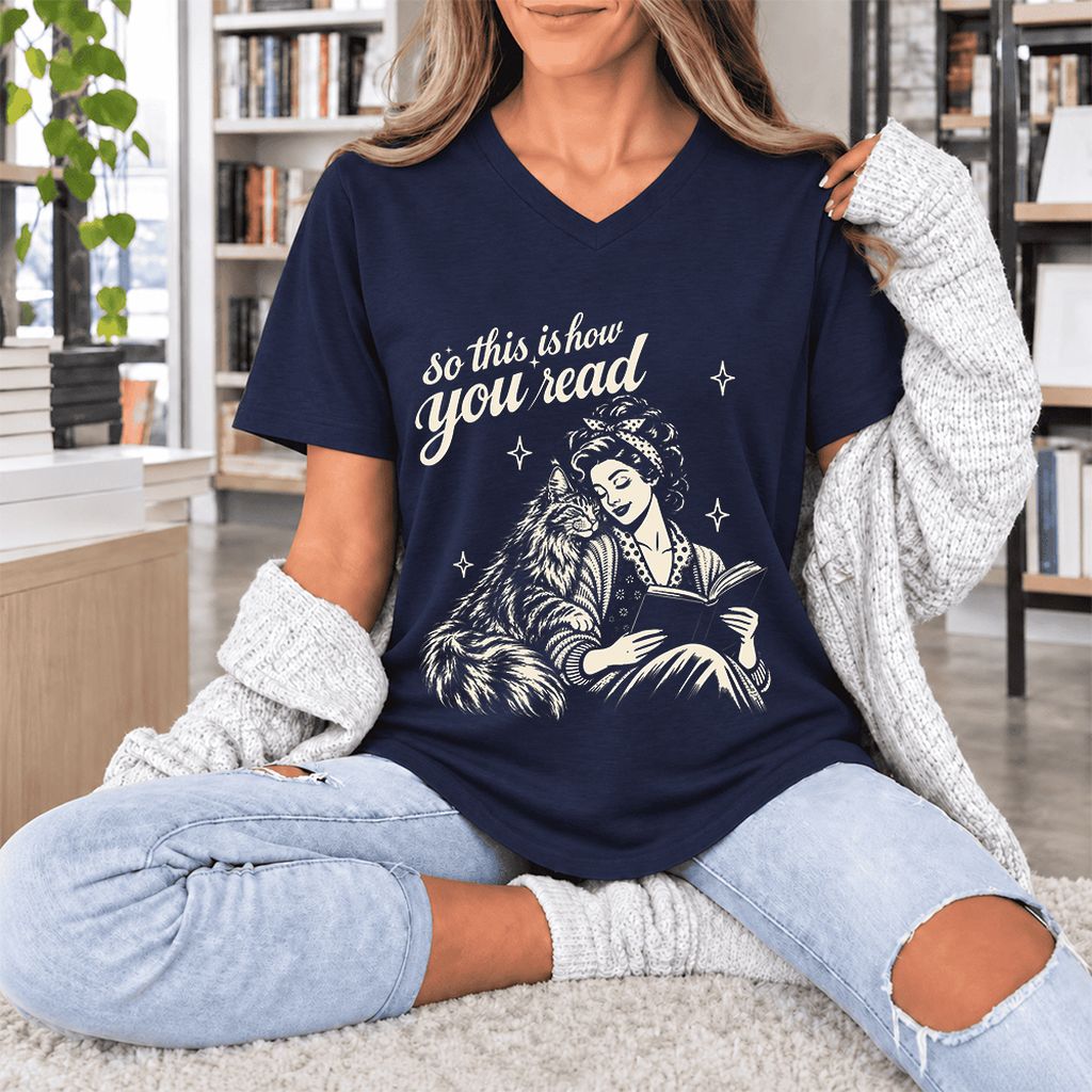 How You Read Printed Maine Coon Sweatshirt | Cat Lover Reader Gift Navy