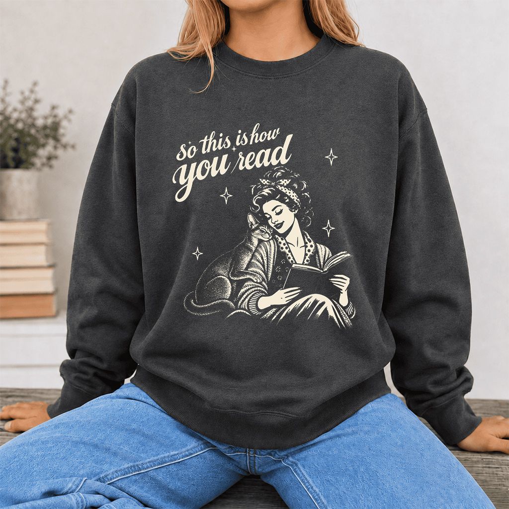 How You Read Abyssinian Printed Sweatshirt | Cat Lover Reader Gift Dark Heather