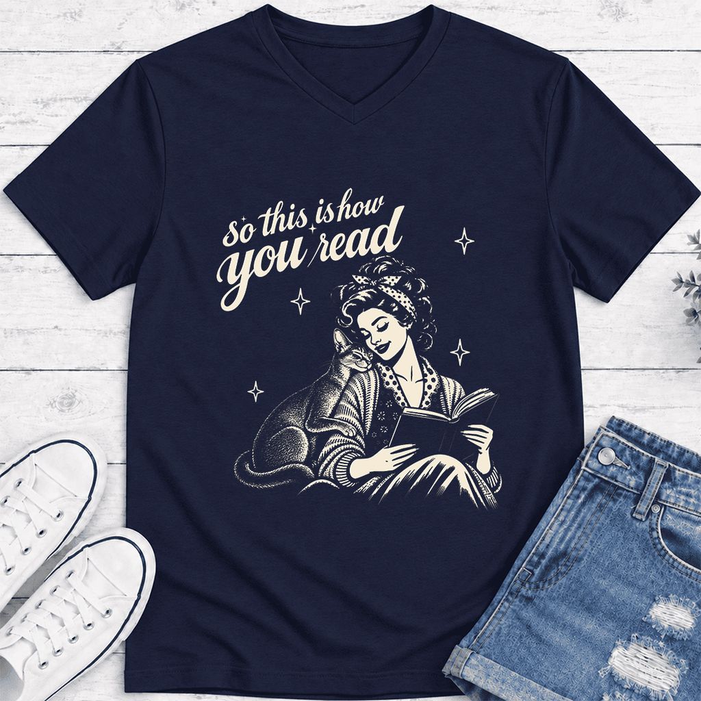 How You Read Abyssinian Ultra-Soft V-Neck | Cat Lover Reader Gift Navy