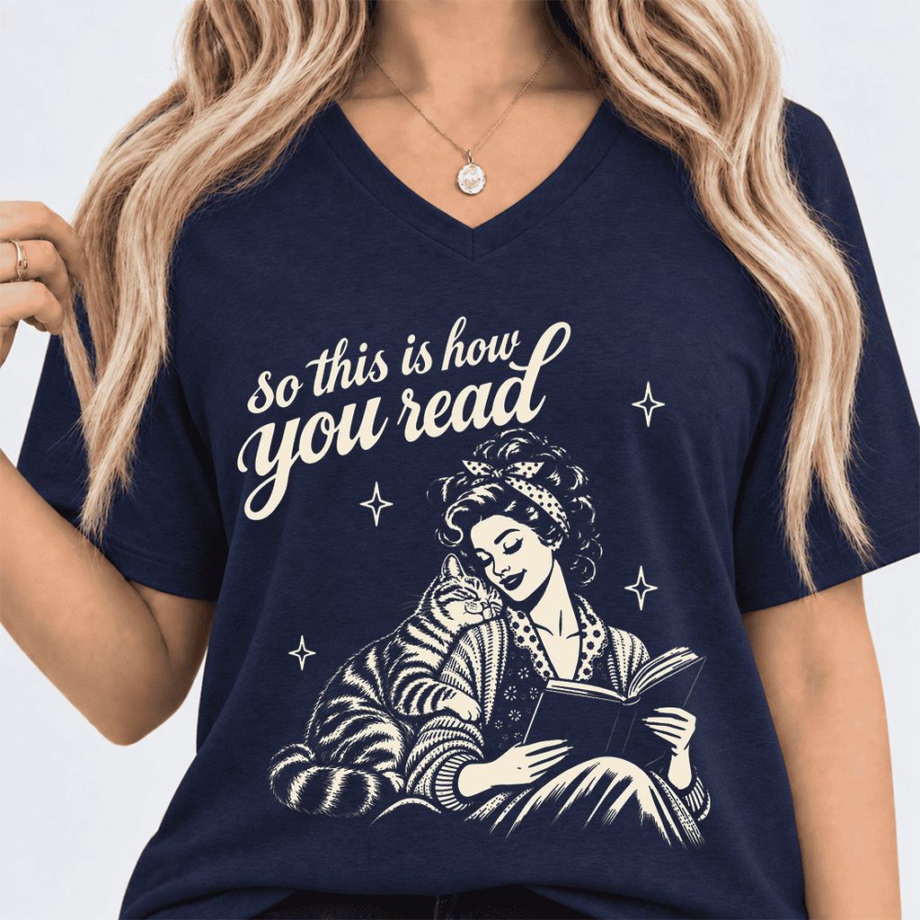 How You Read American Shorthair Ultra-Soft V-Neck | Cat Lover Gift Navy