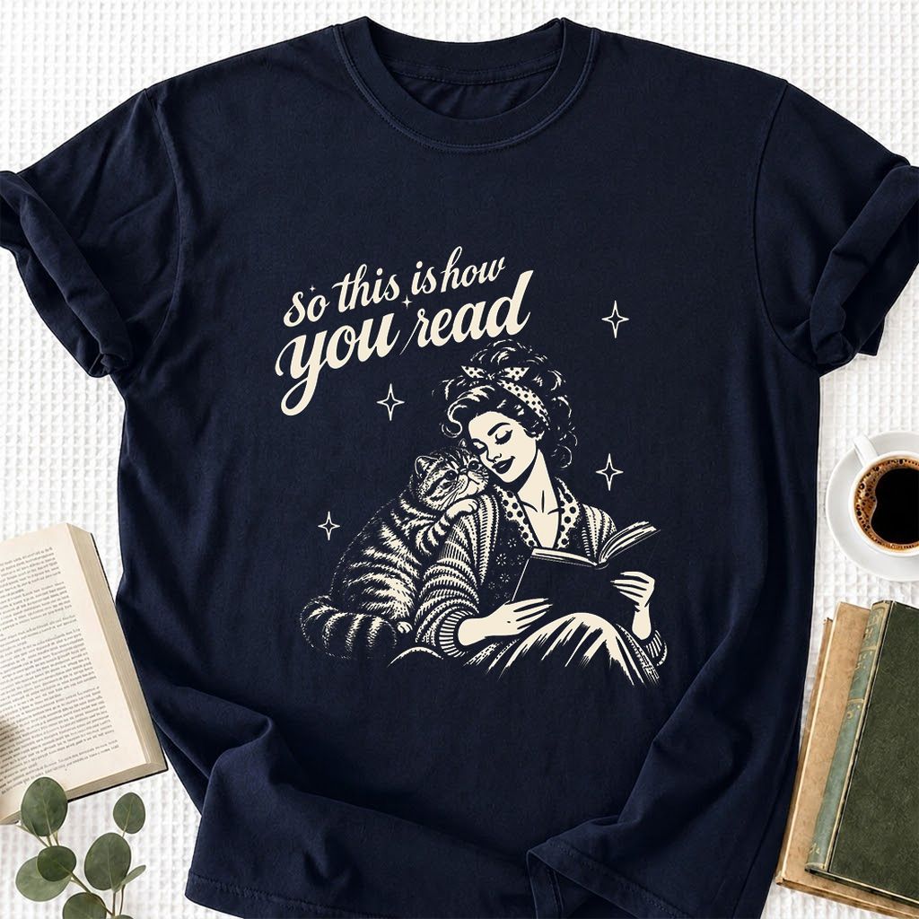 How You Read Exotic Shorthair Printed T-Shirt | Cat Lover Gift Navy