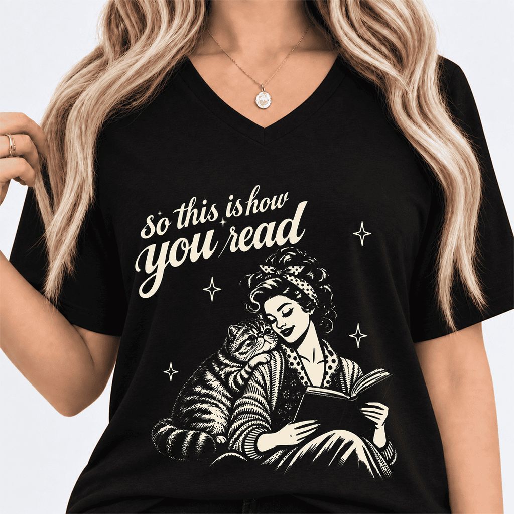 How You Read Exotic Shorthair Ultra-Soft V-Neck | Cat Lover Gift Black
