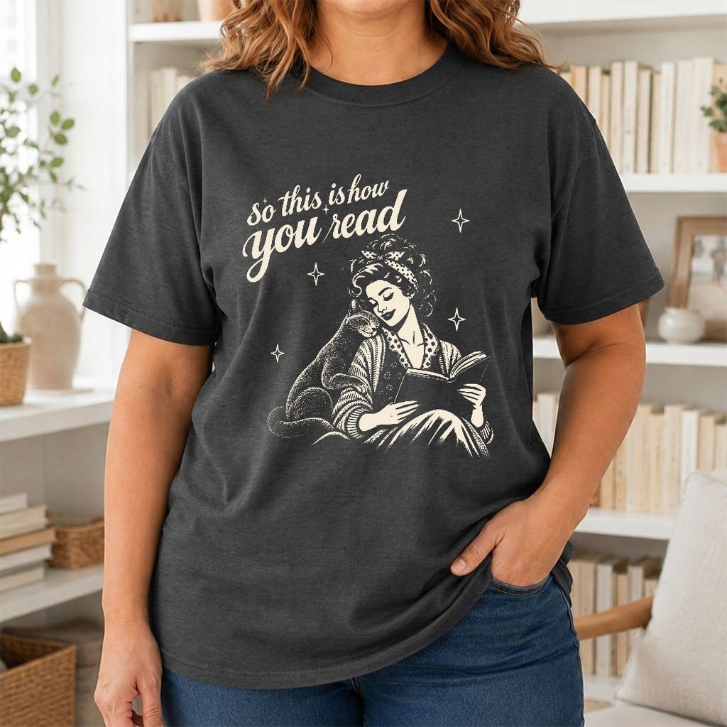 How You Read Russian Blue Printed T-Shirt | Cat Lover Reader Gift Dark Heather