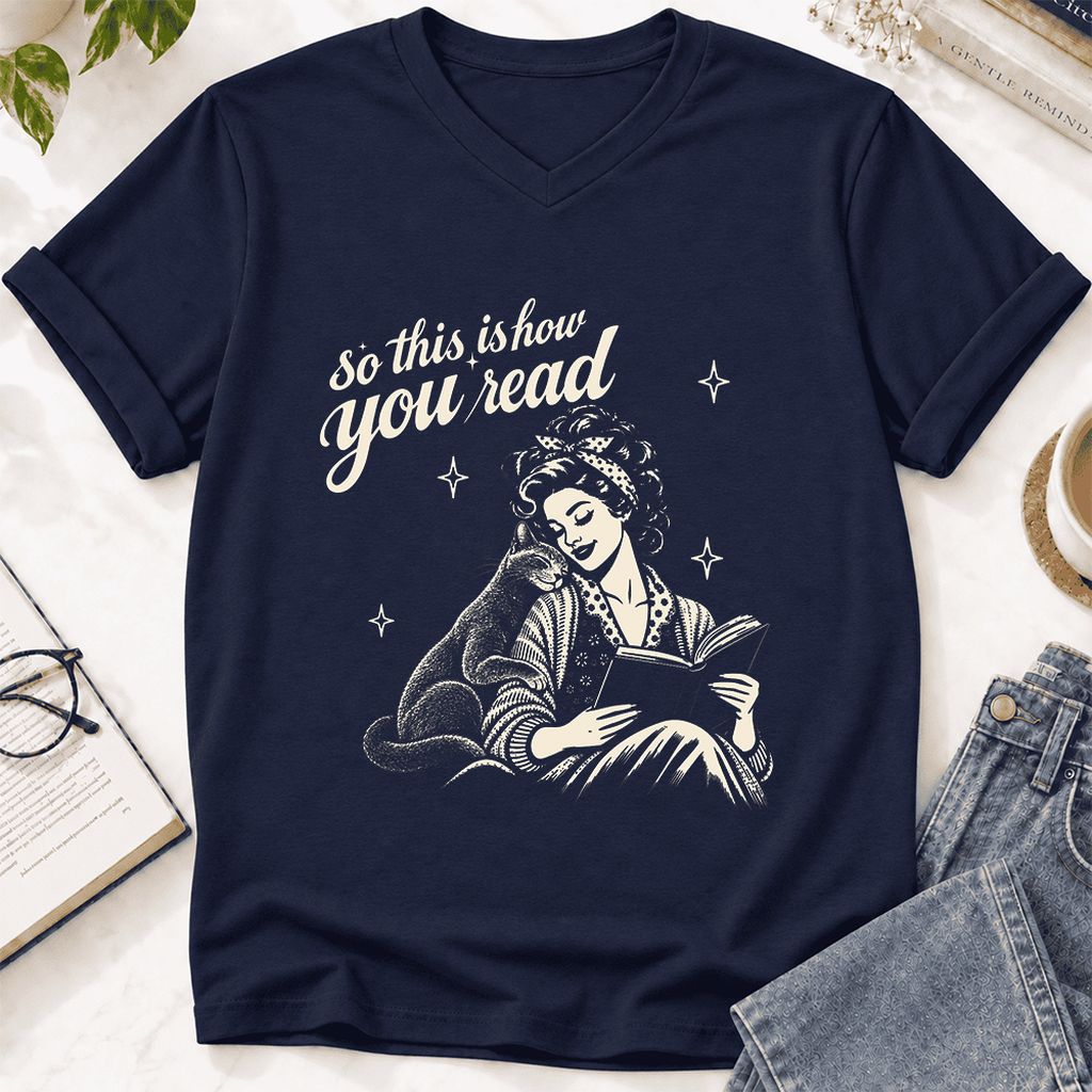 How You Read Russian Blue Ultra-Soft V-Neck | Cat Lover Reader Gift Navy