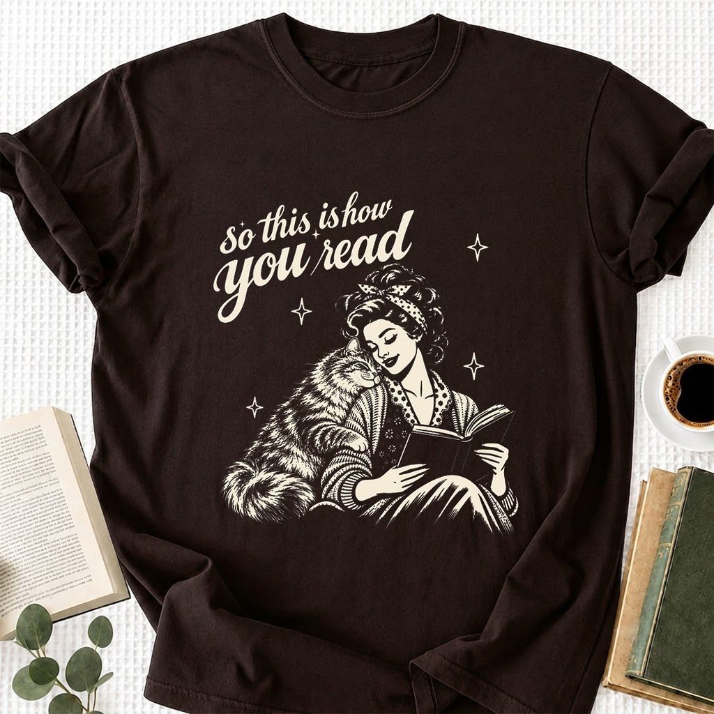 How You Read Siberian Printed T-Shirt | Cat Lover Reader Gift Dark Chocolate