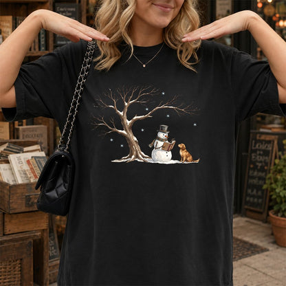 Christmas Storytime with Golden Retriever Printed T-Shirt | Reader Gift Black