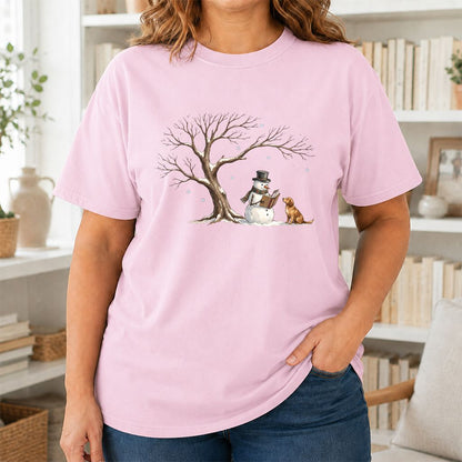 Christmas Storytime with Golden Retriever Printed T-Shirt | Reader Gift Light Pink