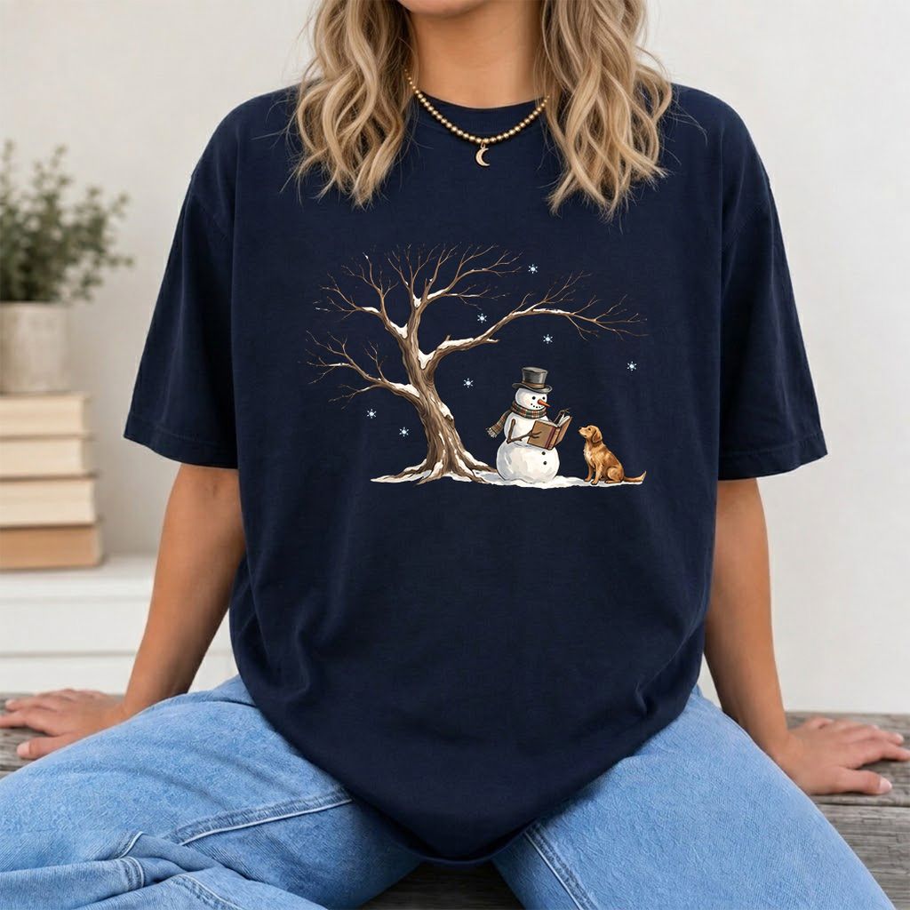 Christmas Storytime with Golden Retriever Printed T-Shirt | Reader Gift Navy