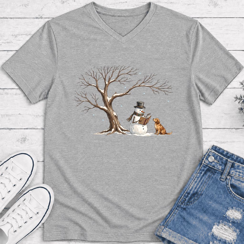 Christmas Storytime with Golden Retriever Ultra-Soft V-Neck | Reader Gift Athletic Heather