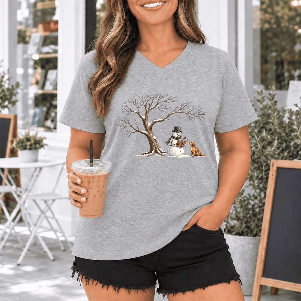 Christmas Storytime with Golden Retriever Ultra-Soft V-Neck | Reader Gift Athletic Heather