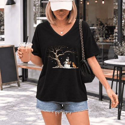 Christmas Storytime with Golden Retriever Ultra-Soft V-Neck | Reader Gift Black