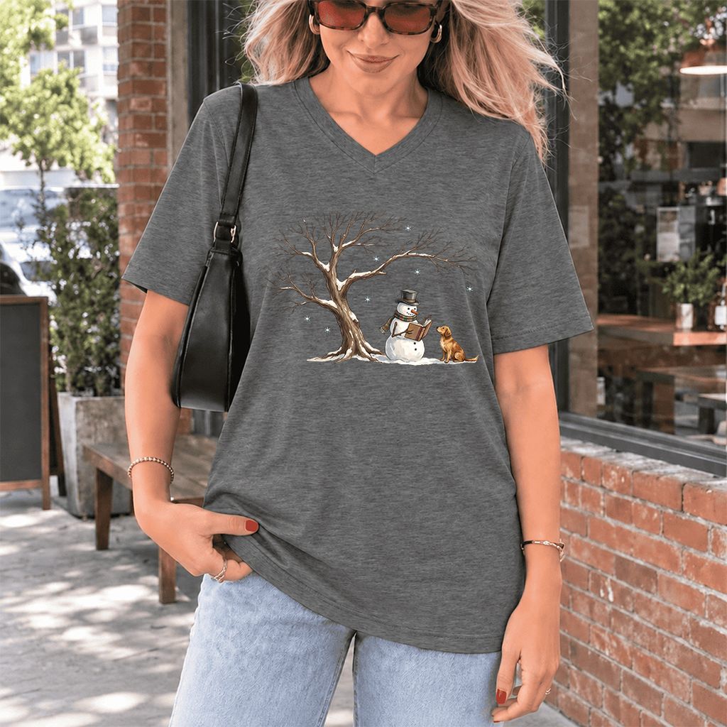 Christmas Storytime with Golden Retriever Ultra-Soft V-Neck | Reader Gift Deep Heather