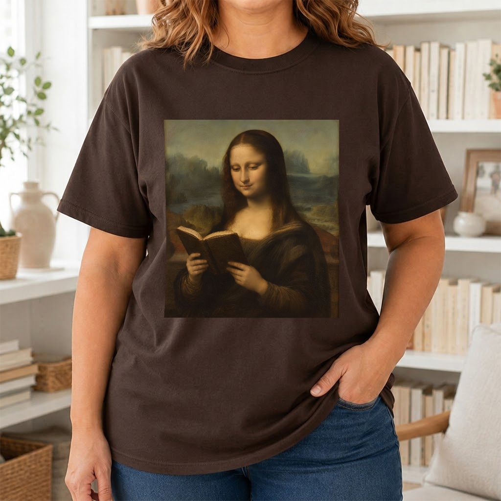 Mona Lisa Reading Printed T-Shirt | Literary Home Reader Gift Dark Chocolate
