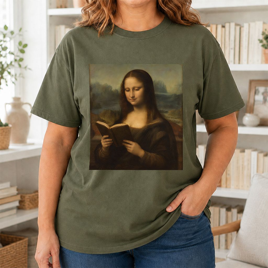 Mona Lisa Reading Printed T-Shirt | Literary Home Reader Gift Military Green