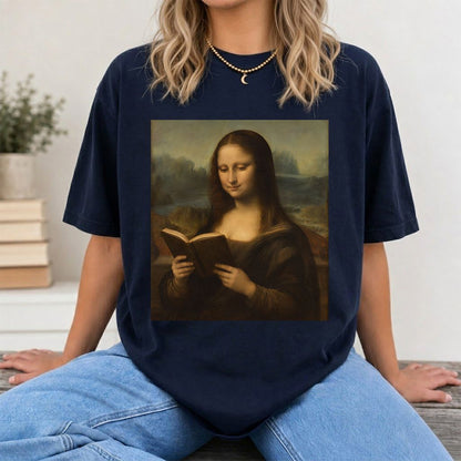 Mona Lisa Reading Printed T-Shirt | Literary Home Reader Gift Navy